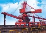 Mobile Rubber Tyred Port Gantry Crane , Continuous Ship Unloader Rail Mounted