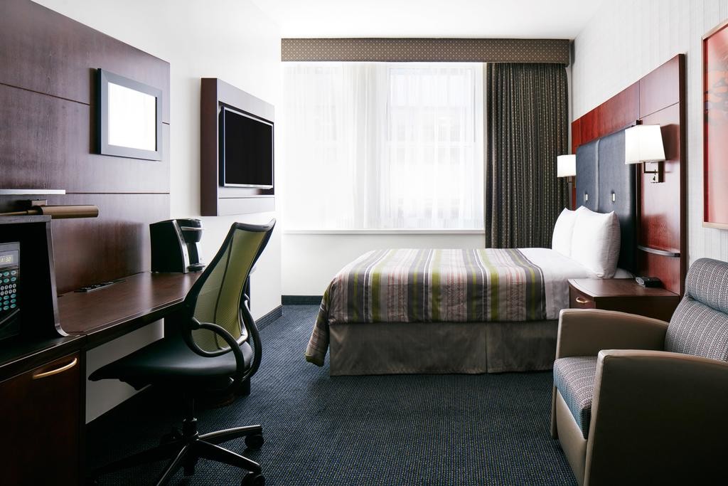 Hotel Bedroom Furniture Mahogany wood headboard Bed and Fixed Millwork TV Wall Panel with Reading desk