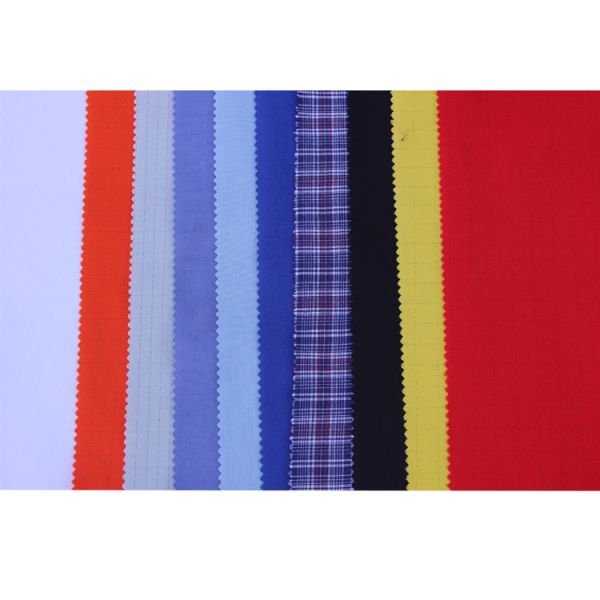 Electrical Conductive Anti Static ESD Fabrics Polyester For Cleanroom