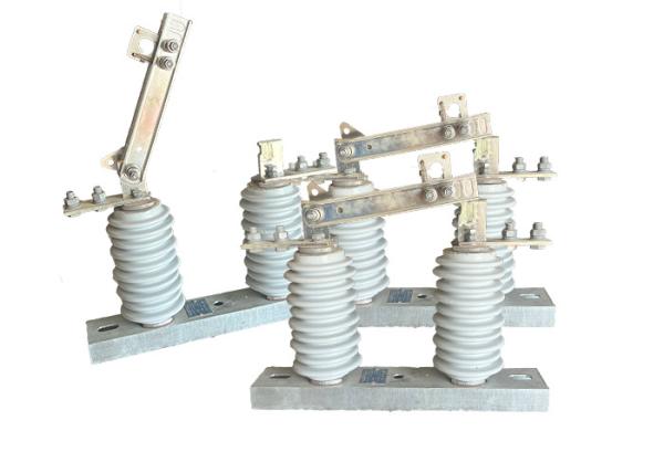 12kV 630A HV AC High Efficiencypower Disconnect Switch Gb 1985-2014 Low Risk