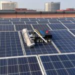 US Solar Panel Photovoltaic Power Panel Cleaning Robot with Nylon Bristles Brush