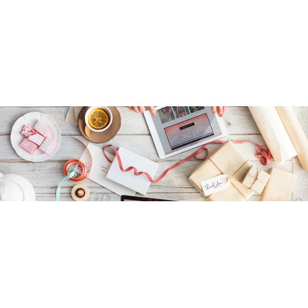 Paper Type Gift Box For Anniversaries Birthdays And Weddings