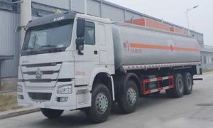 Wholesale Edible Oil Transport Vehicle Oil Tank Truck , Mobile Gas Station Fuel Oil Trucks 25-30CBM from china suppliers