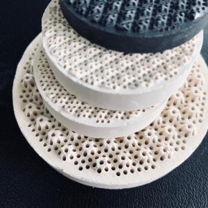China Heat Resistant Cordierite Mullite Ceramic Honeycomb Ceramic Filter Plate For Air Purification on sale
