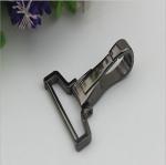 Guangzhou manufacturing zinc alloy gunmetal color 38 mm spring snap hook for