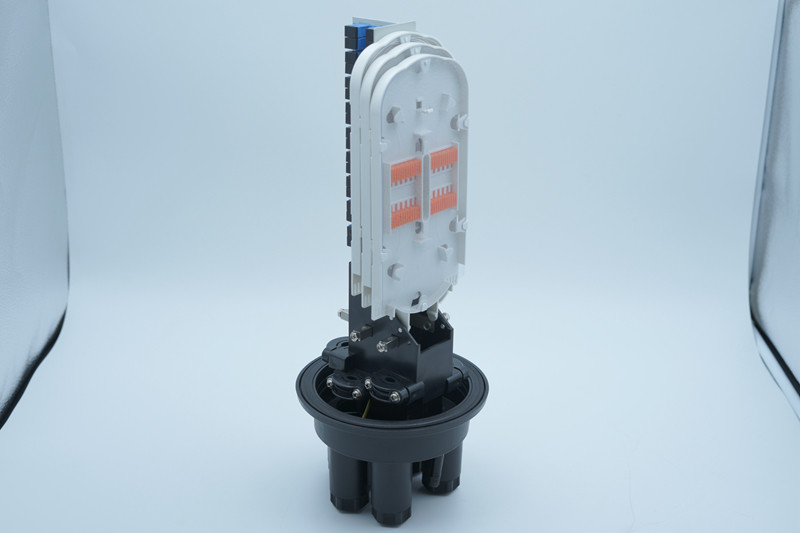 ABS 96/144 Core Optical Fiber Splice Closure Plastic MPP With 5 Cable Holes