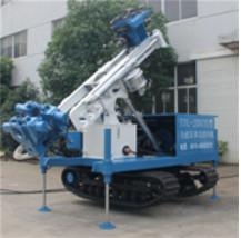 China Self - Walking Track Mounted Water Drilling Machine , Water Drilling Rig on sale