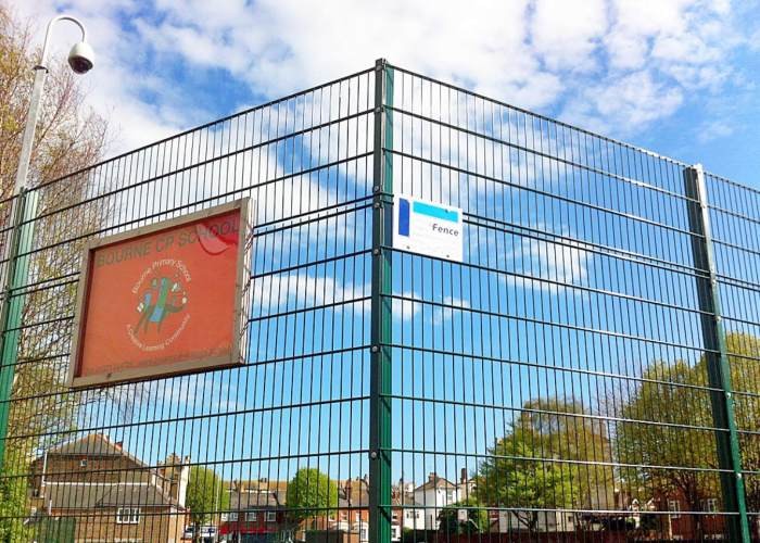 High Security Stainless Steel Welded Wire Mesh Panels For Fencing 2.7m Anti Aging