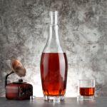 Healthy Lead-free Glass 500ml Classic Design Vodka Brandy Liquor Glass Bottle