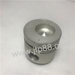 ELF Truck Parts 4HL1 Diesel Engine Piston 3.0 + 2.0 + 3.0mm Ring Size For Isuzu