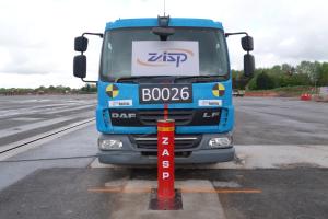 Wholesale 304 Automatic Bollards For Driveways Remote Control 3.8s Rising Time from china suppliers