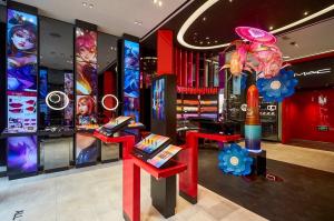 Wholesale Information Interaction Interactive Showcase Video Advertising from china suppliers