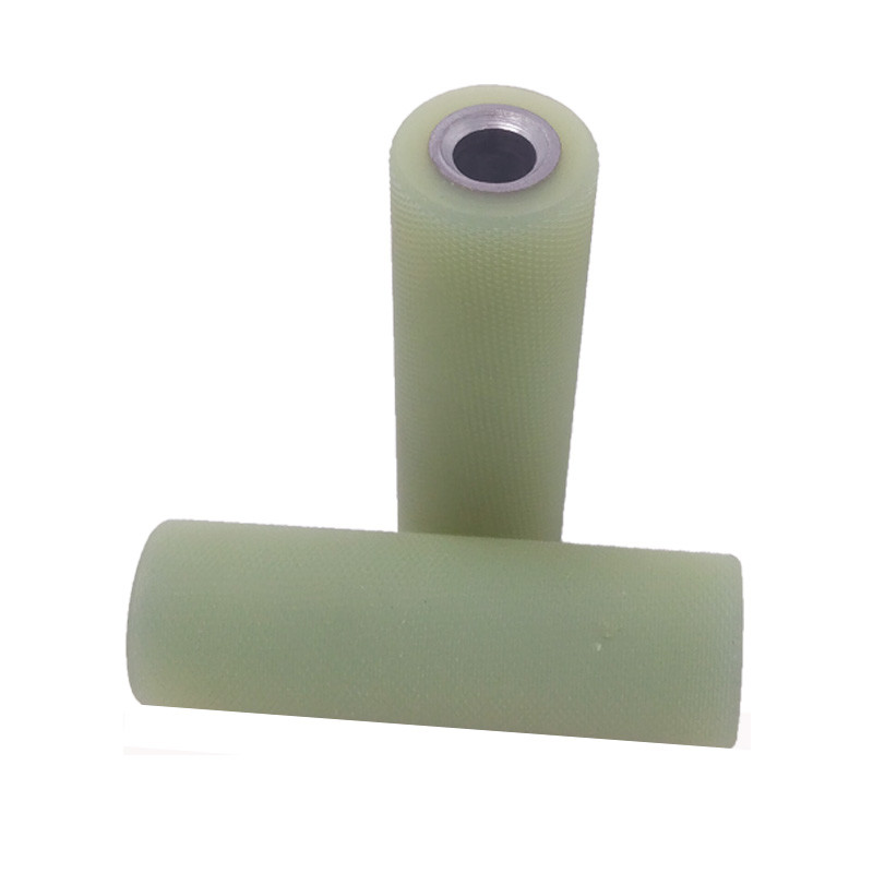 High Wear Resistance Embossed Flat Rubber Feed Rollers with Cylindrical Design and Customized Shape