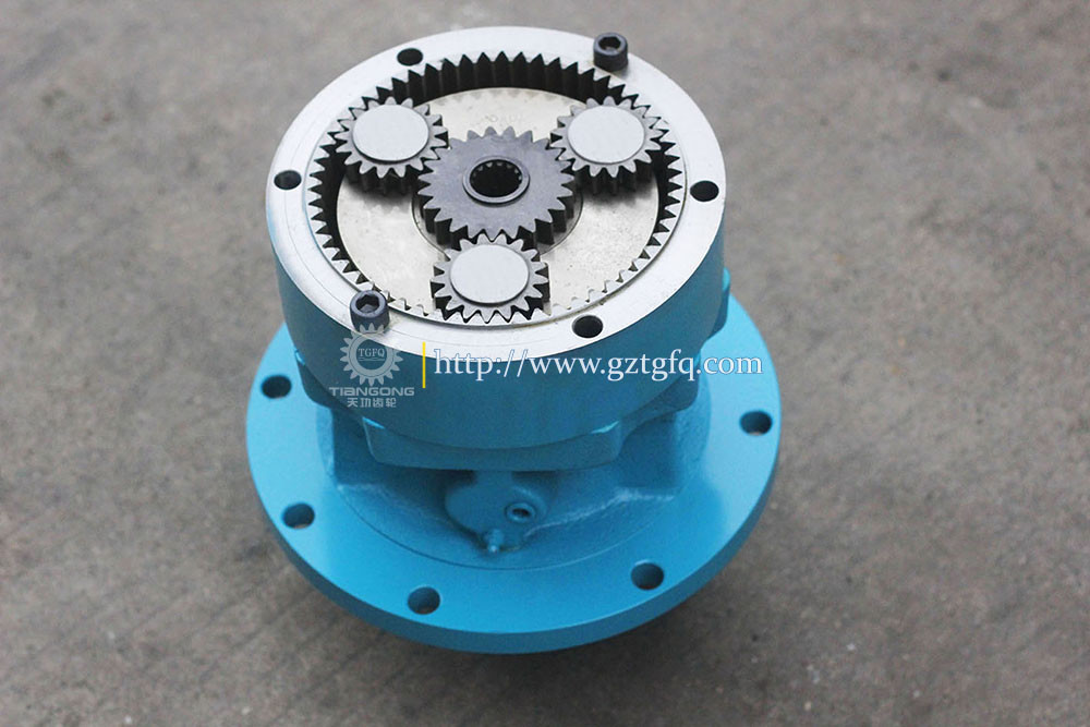 YR32W00002F1 Excavator Swing Gearbox SK60-5 SK60-6 Swing Reduction Assy