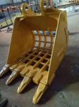 22Ton PC220 Customized Q355B Excavator Bucket 1.1M3 Skeleton Bucket For Cannel