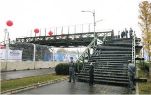 Wholesale Bailey Pedestrian Bridge,pre engineered pedestrian bridges， Footway bridge, Light steel bridge from china suppliers
