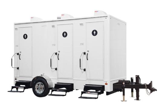 Luxury Toilet Trailer Manufacturer 3 Stall Portable Restrooms Trailers