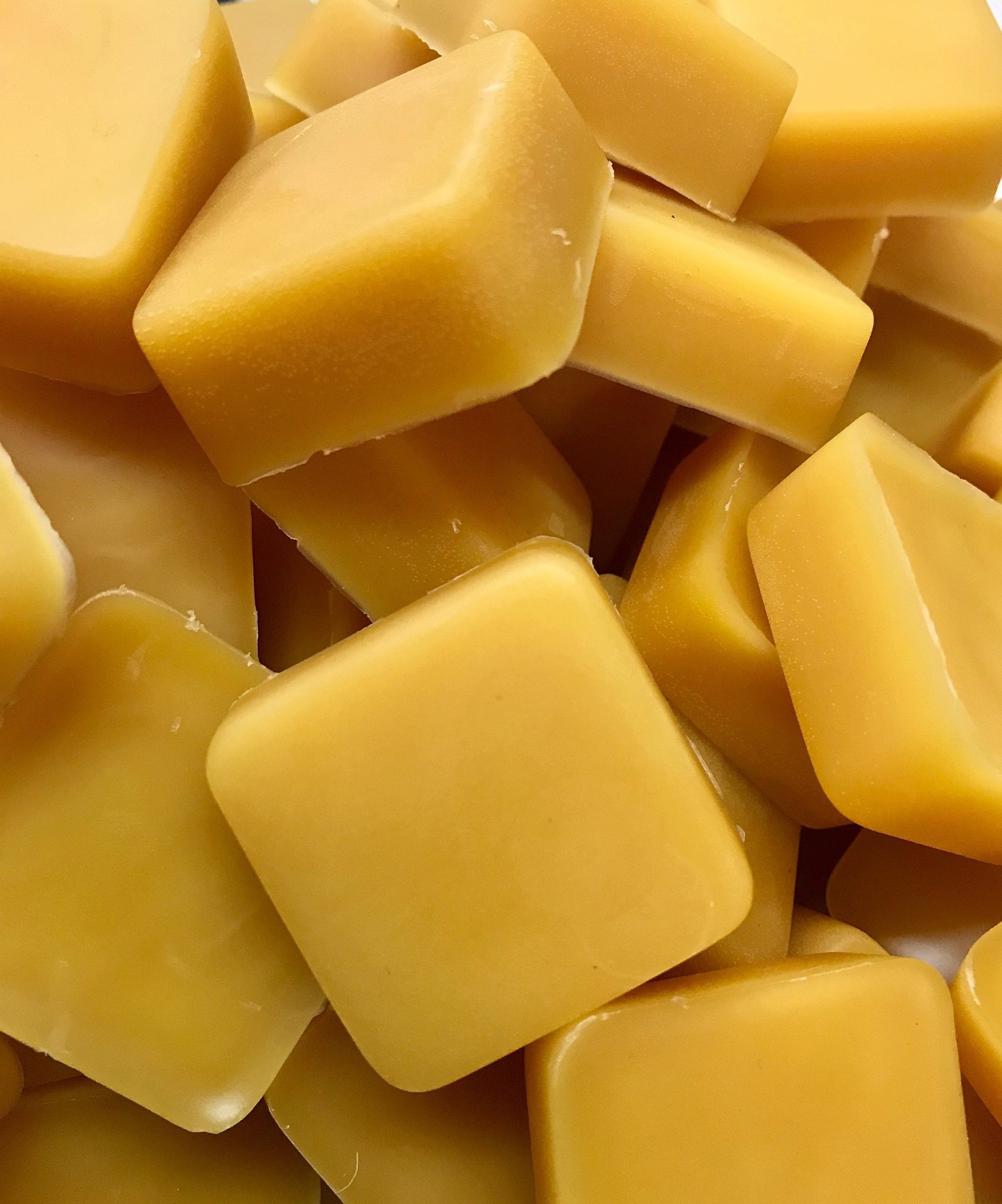 100% Pure 1 OZ Beeswax Bars For Dipped Rolled Candles Lip Balm