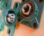 Durable Pillow Block Ball Bearing Square Pillow Block Flange Bearing UCFCS207
