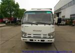ISUZU 600P Airport Runway Street Sweeper Vehicle With Cleaning Brushes Water