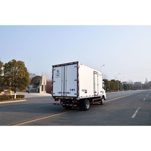Low Fuel Consumption And Economy Isuzu Kv100 Refrigerated Truck For Urban