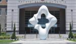 White Large Outdoor Metal Sculptures Brass Baking Varnish Abstract Style