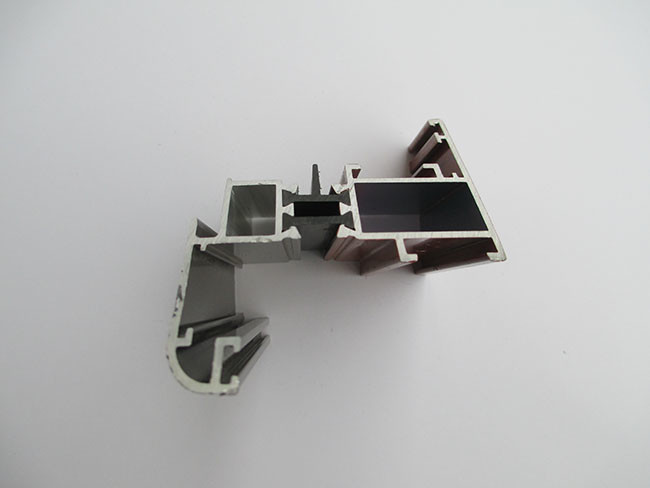 Champagne / Wood Color Window Frame Profile , Aluminium Window Profiles T5 State