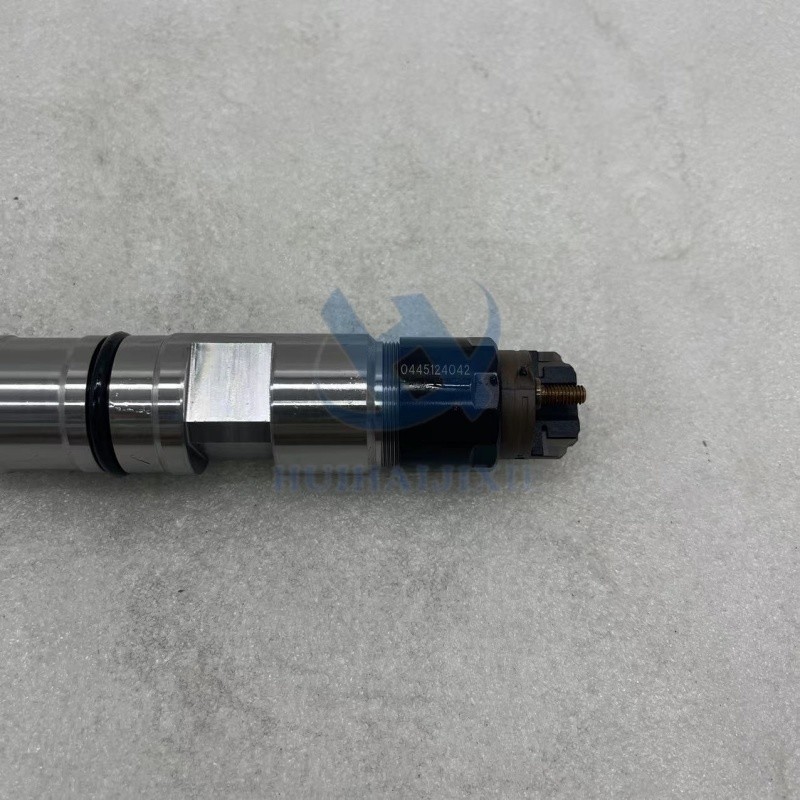 Common Rail Diesel Fuel Injector 0445124042 for Volvo Excavator EC350 D8K Engine