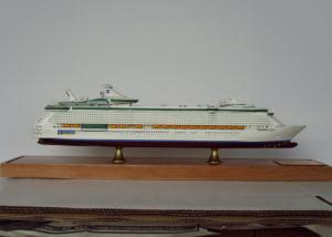 Wholesale Scale 1:900 Outdoor Decoration Carnival freedom Cruise Ship Model With Alloy Diecast Anchor Material from china suppliers