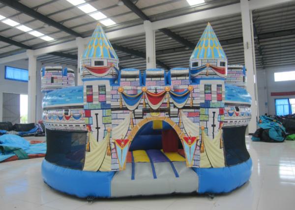0.55mm Pvc Tarpaulin Kids Inflatable Castle Bounce House 5 X 5 X 3m For Water