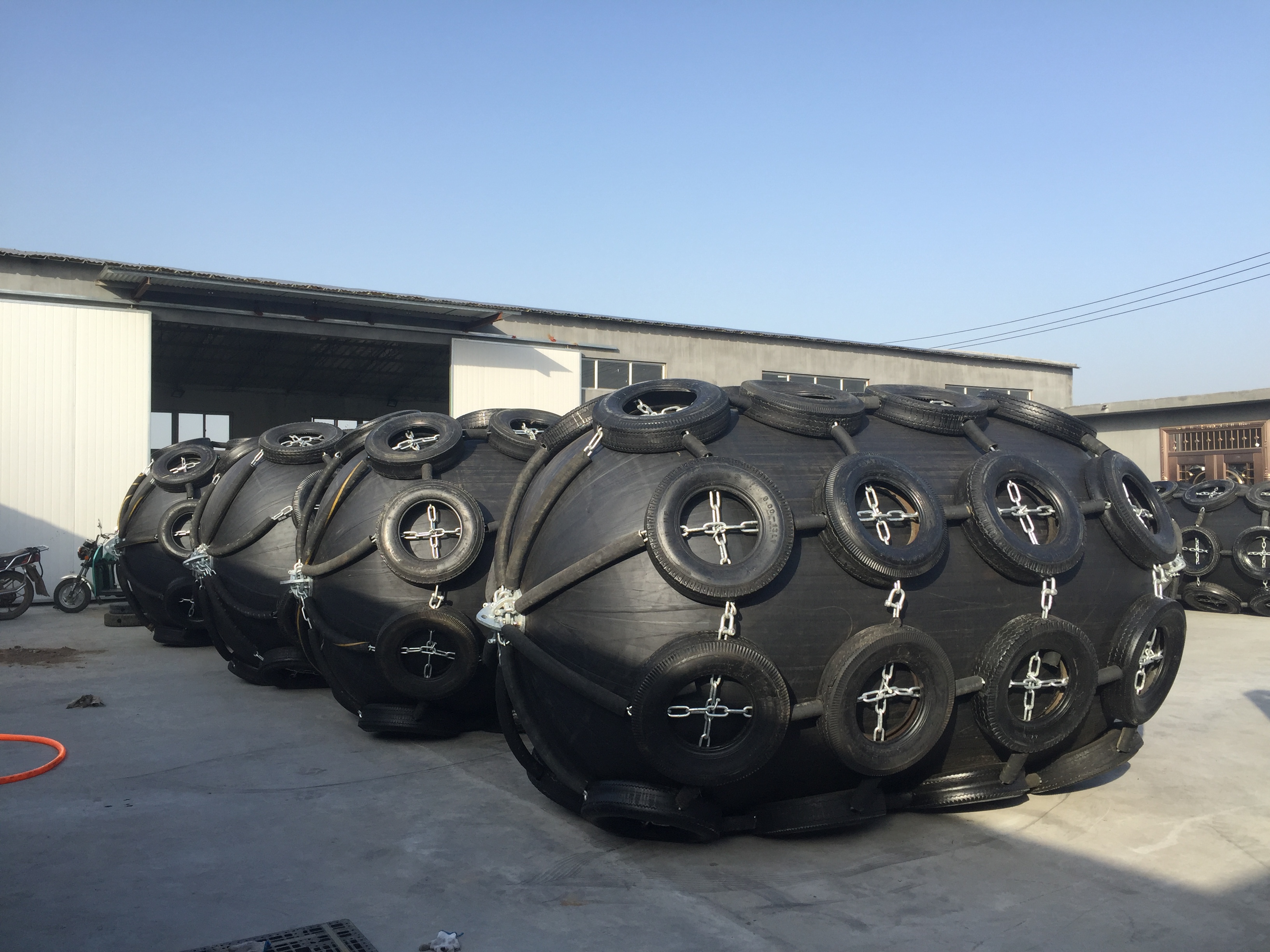 STS D3.3m*L6.5 Rubber Marine Fenders 50/80Kpa Rubber Boat Fender