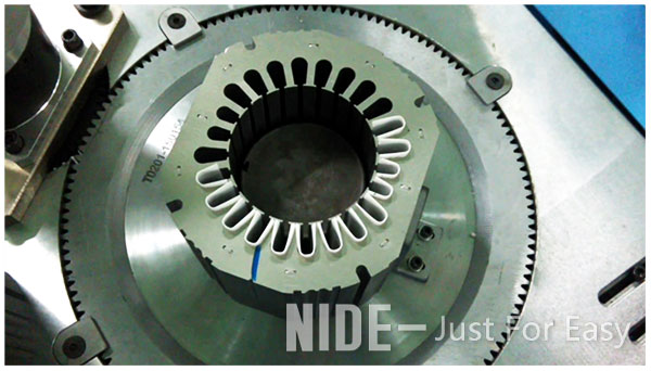 Fully Automatic Slot Insulation Paper Inserting Machine For Special - shaped Slot Stator