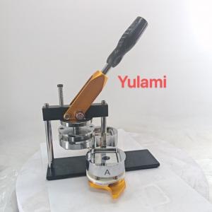 Wholesale badge making machine with square 50x50mm mold/moulds from china suppliers