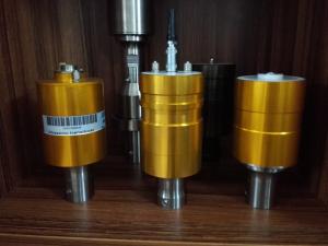 Wholesale Cutting / Sewing Machine Piezoelectric Pressure Transducer High Oscillation Speed from china suppliers