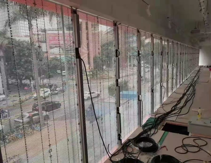 Flexible Full Color SMD1921 Transparent LED Screens 1000x1000mm Aluminum Panel