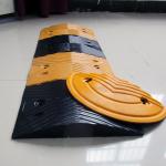 500*350*40mm Traffic Roadway Speed Hump For Safety Warning