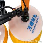Light Weighted Solar Panel Cleaning Equipment with Rotatory Brush Cleaner Top