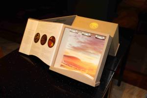 Wholesale Rigid Box Wine Environmentally Friendly With Silk Screen Printing from china suppliers