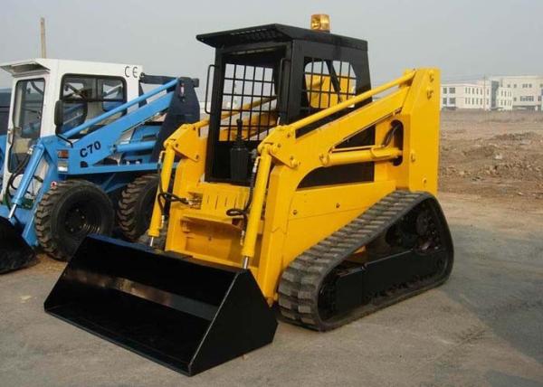 Direct Injection 4 Stroke Diesel Engine Tracked Skid Steer , Crawler Compact