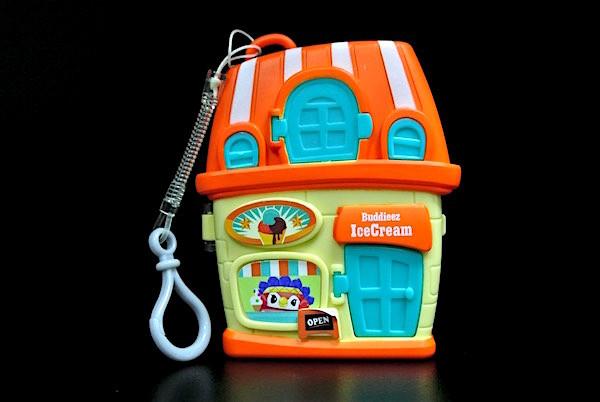 4 Inch Height Plastic Toy Figures Ice Cream House Shape For Storage Little