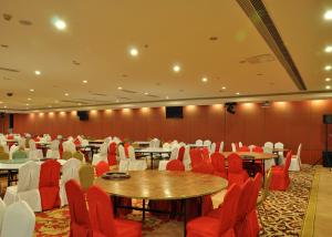 Wholesale Accordion Room Dividers Acoustical Sound Panels Folding Partition Wall from china suppliers