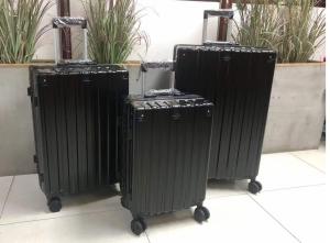 Wholesale New Arrivals Carry On Luggage Hard Shell Travel Trolley 4 Spinner Wheels Lightweight Suitcase With TSA Lock from china suppliers