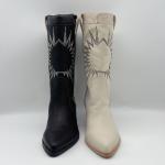 soft lychee grain leather Womens Dress Boots with sun embroidery pattern，Square