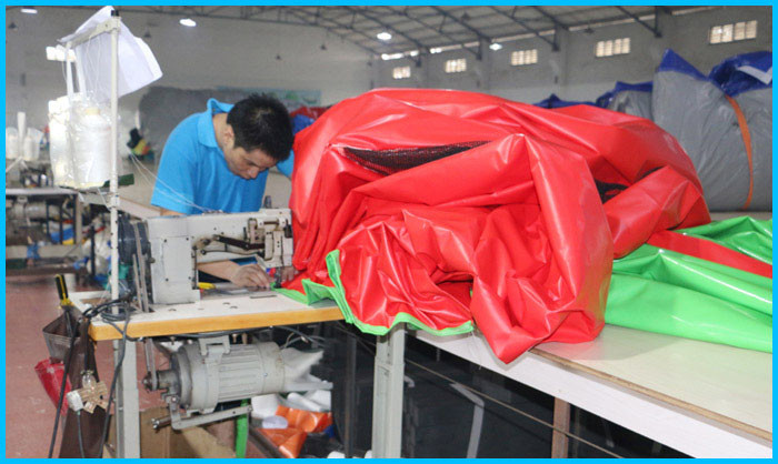 Outdoor kids N adults inflatable obstacle rush made of best material for interactive activities or events