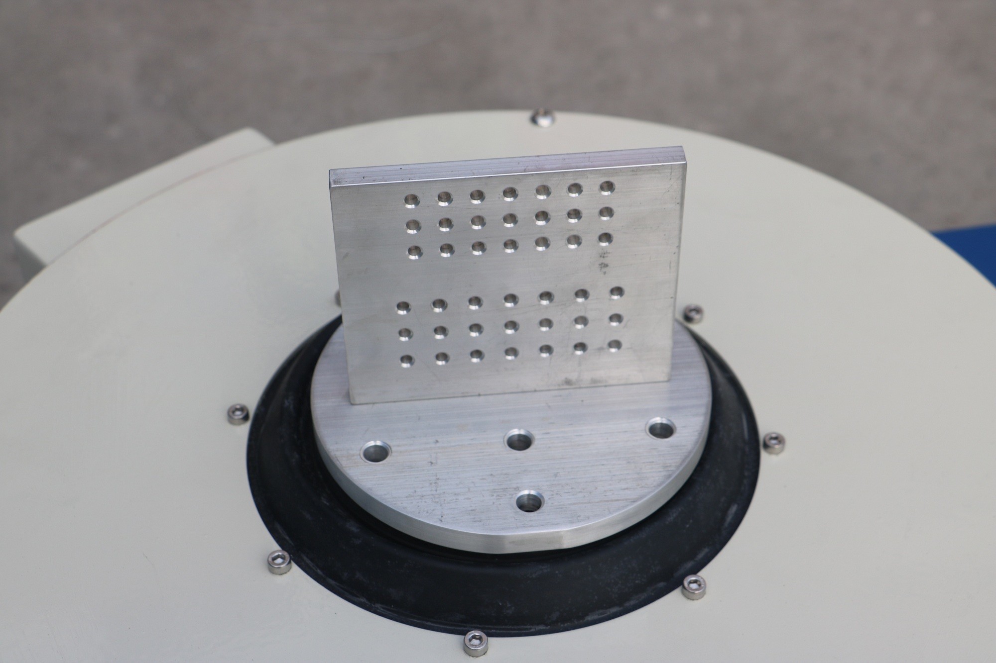 3500Hz 200kg.F High Frequency Vibration Shaker With Slip Table