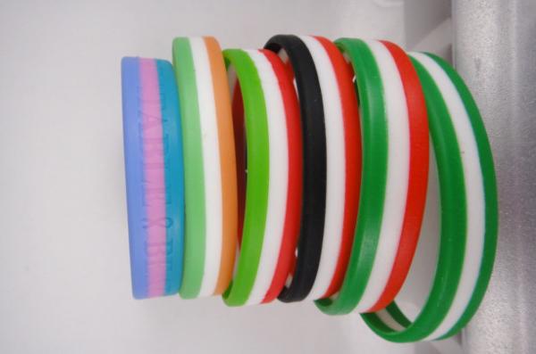 Quality 100% Eco-friendly silicone band, silicone bracelet, silicone wristband with custom logo for sale