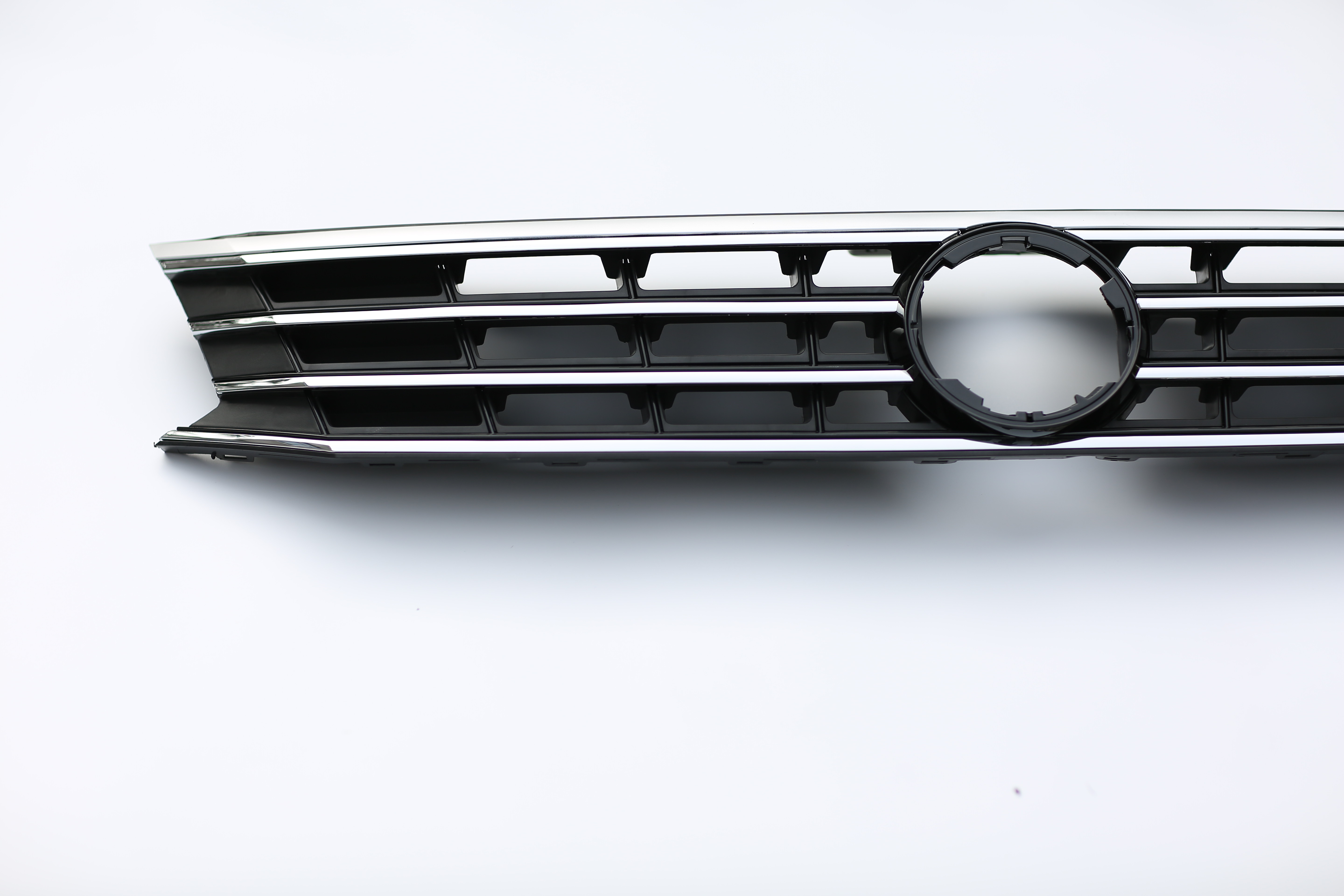 56d853651 VW Passat 2016 2017 2018 Volkswagen Passat Front Grille Replacement