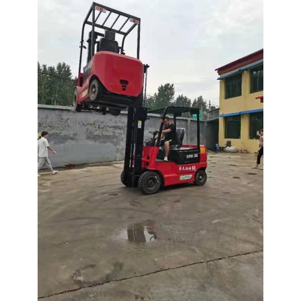 3000kg Loading Capacity Electric Forklift Stacker for Smooth Material Transportation
