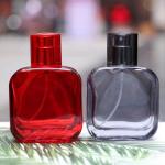 Wholesale 30ML Glass Bottle With Customized Colors Empty Perfume Bottle