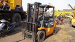 used forklift 3 ton with gas ,used Toyota forklift